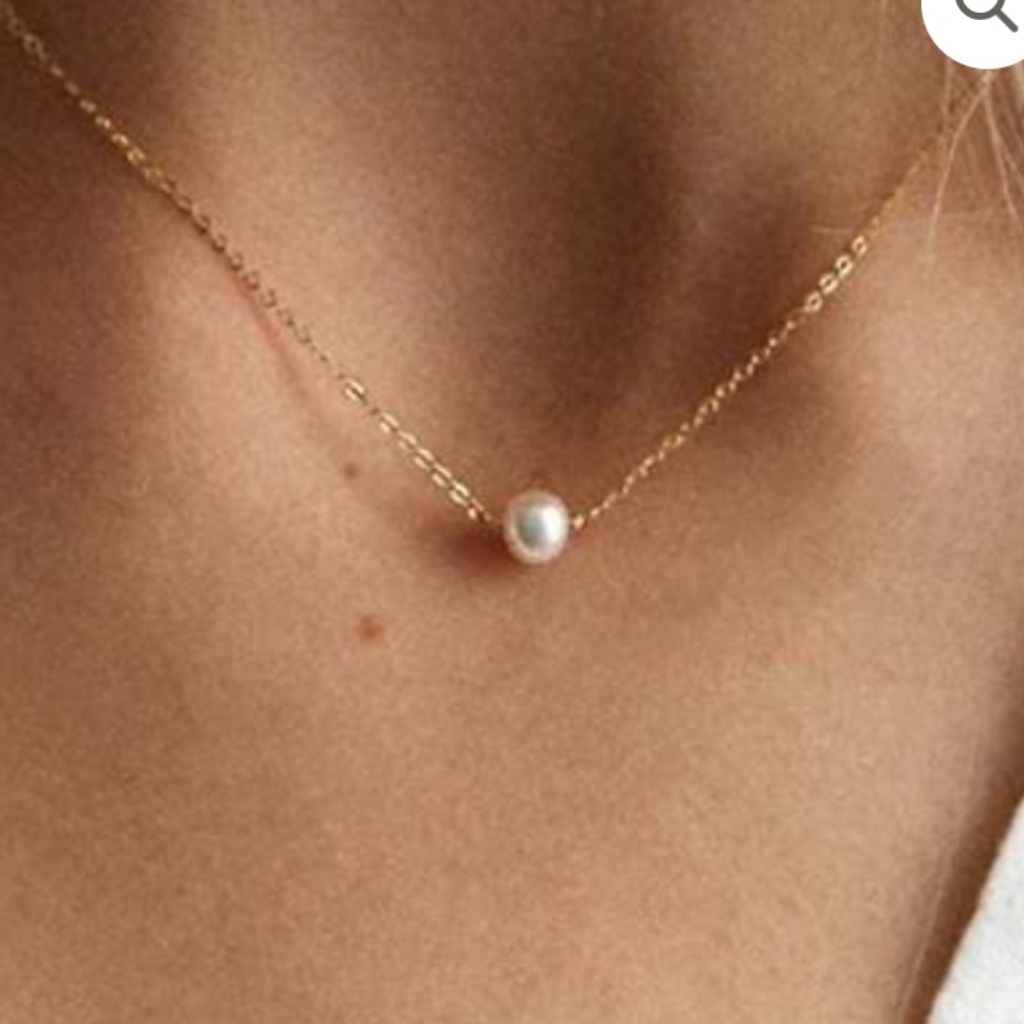 Ramla Elegant Gold Pearl Necklace